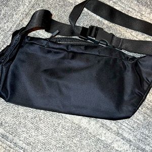 Lululemon black waist baG♥️♥️♥️🛍️🛍️👜👛